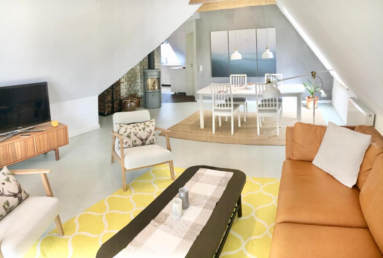 Moorblick! Grosse Dachwohnung Mit Kamin Und Sauna Leck Buitenkant foto