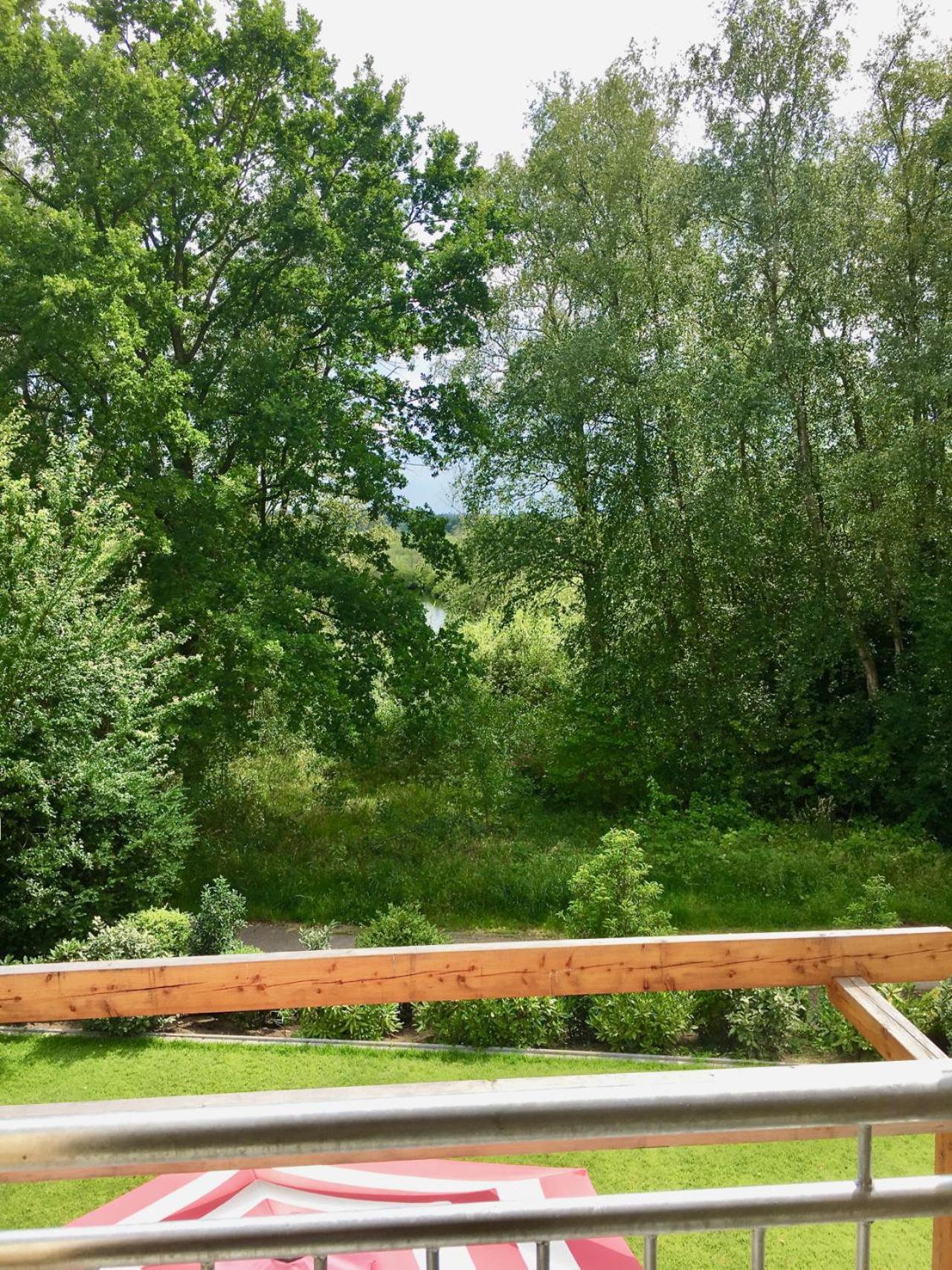 Moorblick! Grosse Dachwohnung Mit Kamin Und Sauna Leck Buitenkant foto